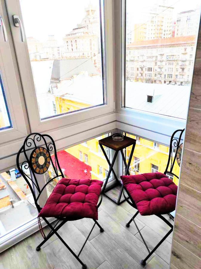 Sauna, Big Jacuzzi , Khreshchatyk Apartments Kyiv Exterior foto