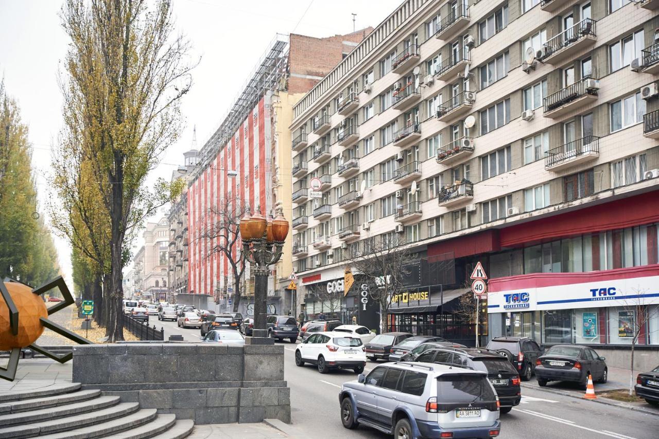 Sauna, Big Jacuzzi , Khreshchatyk Apartments Kyiv Exterior foto