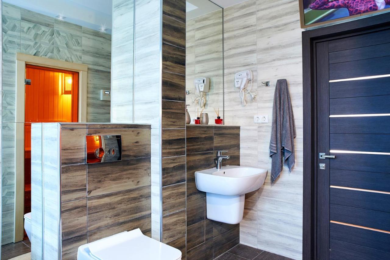 Sauna, Big Jacuzzi , Khreshchatyk Apartments Kyiv Exterior foto