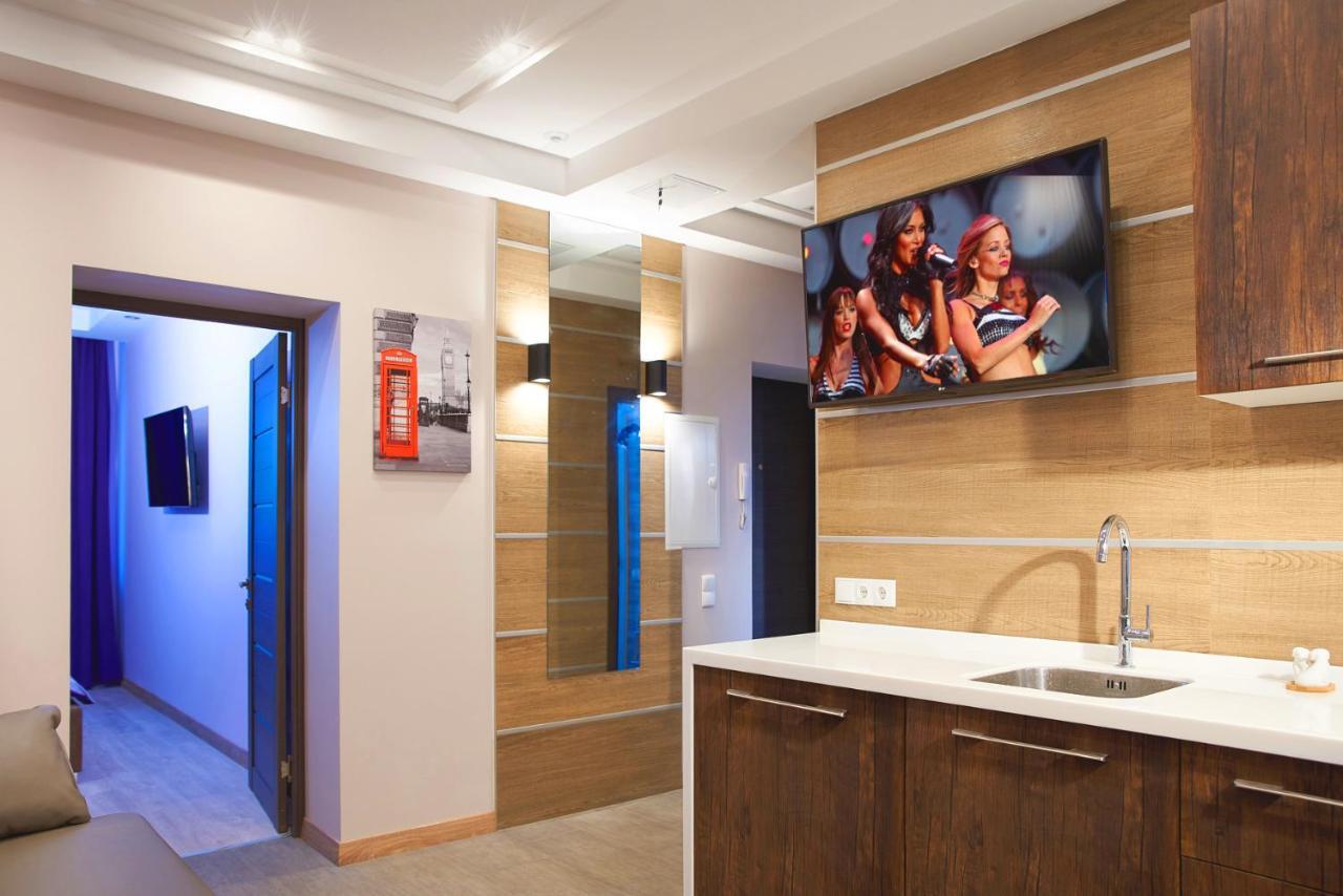 Sauna, Big Jacuzzi , Khreshchatyk Apartments Kyiv Exterior foto
