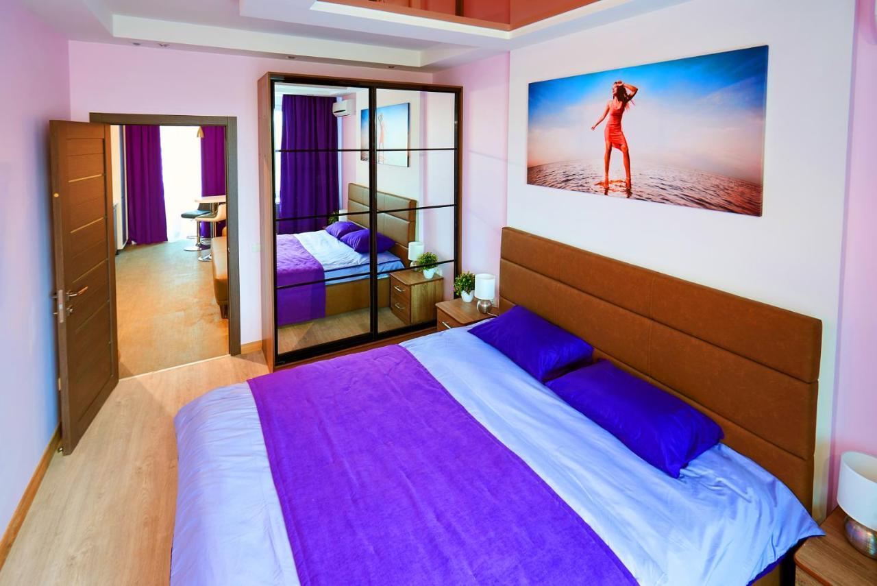 Sauna, Big Jacuzzi , Khreshchatyk Apartments Kyiv Exterior foto
