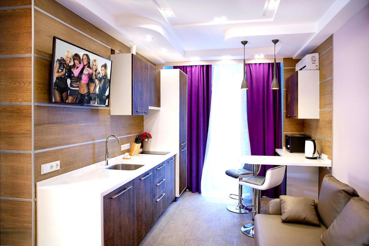 Sauna, Big Jacuzzi , Khreshchatyk Apartments Kyiv Exterior foto